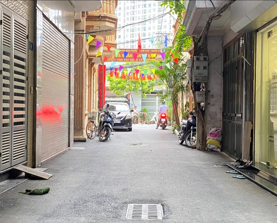 Nhà riêng KĐT Định Công 50m² - Lô góc, ô tô vào tận nhà!