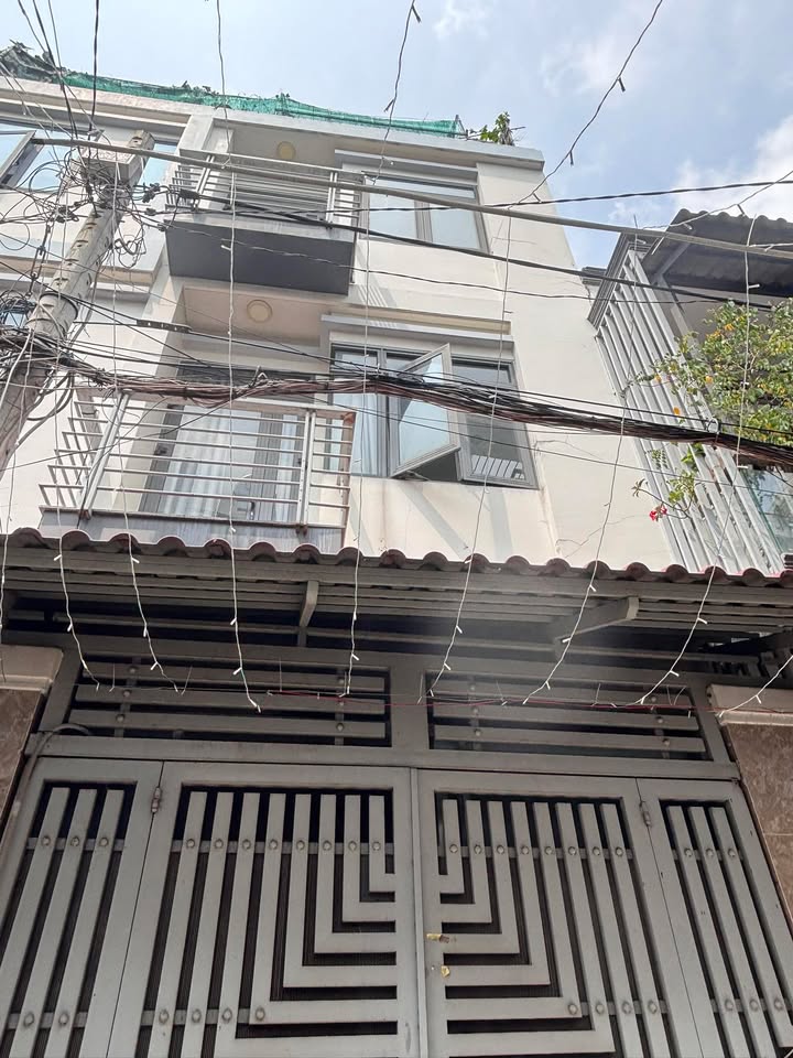 Nhà riêng P.11 Gò Vấp 56m² giá 11 triệu - Vị trí đẹp, ở ngay!