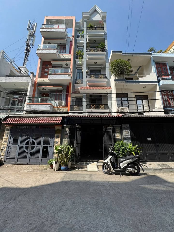 Nhà Phan Huy Ích Gò Vấp 88m² 10 tỷ - Sổ hồng sẵn, hẻm xe tải