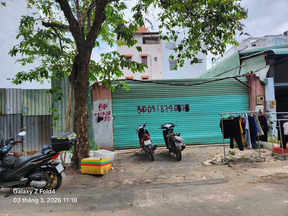 Bán đất đường số 4, Thủ Đức 140m² - Sổ hồng, giá 7.9 tỷ - Vị trí kinh doanh đắc địa