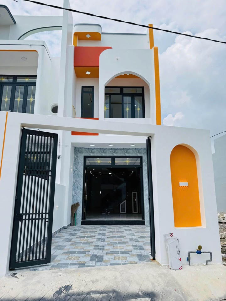 Nhà Riêng Đường Trịnh Như Khuê 100m² - Sẵn Sàng Ở Ngay!