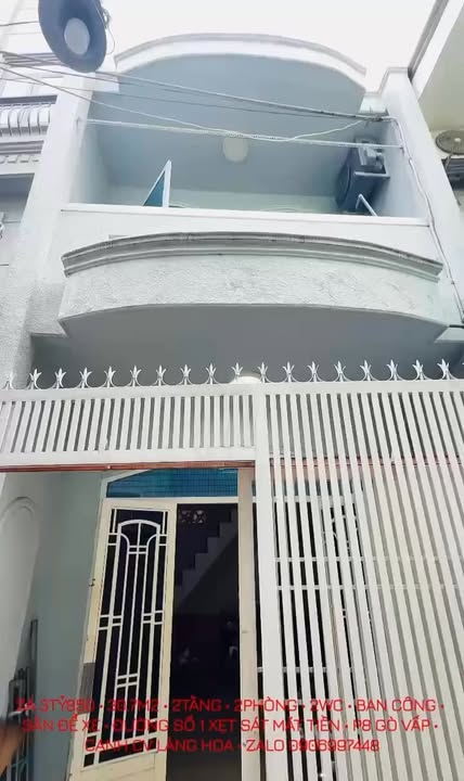 Nhà 30m² P8 Gò Vấp - 2PN, Sân Để Xe, Sát CV Làng Hoa - 3.85 Tỷ