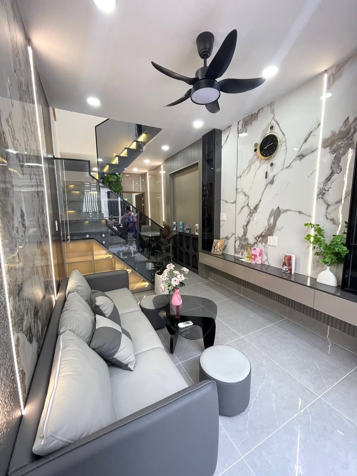 Nhà 2 Tầng Nở Hậu Hẻm Thông Phạm Văn Chiêu Gò Vấp - 33m² Giá 4.08 Tỷ