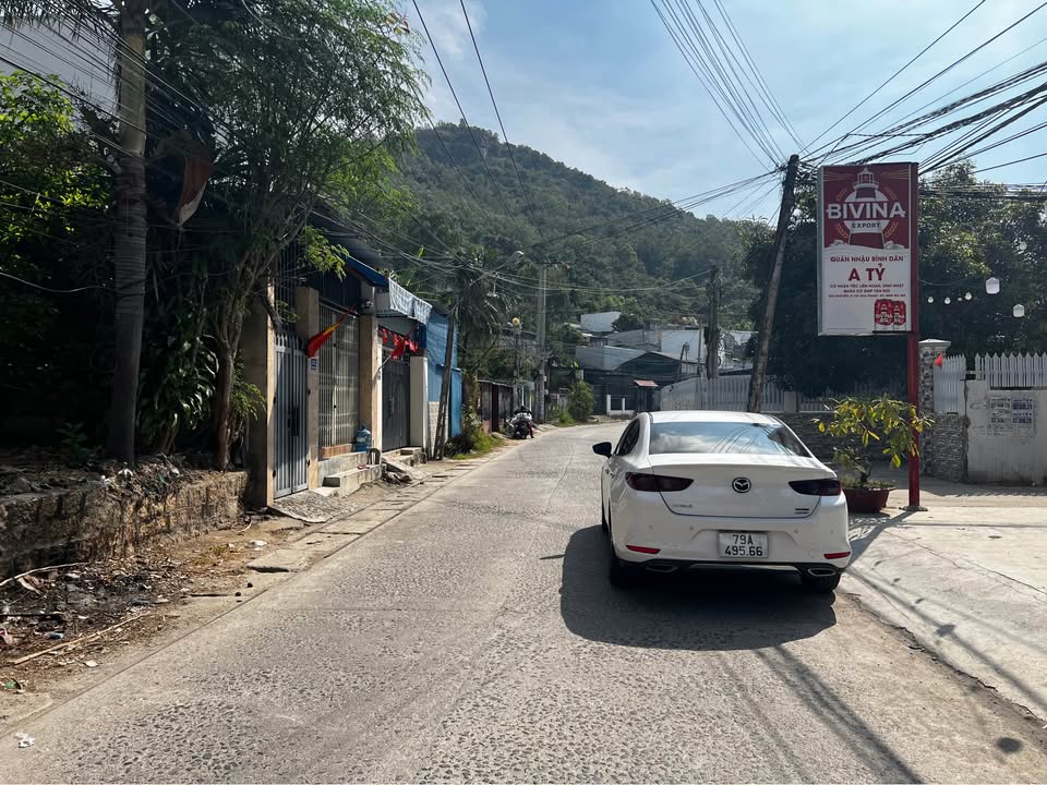 Đất nền Ngô Đến Nha Trang 101.9m² - Sổ hồng chính chủ, tiềm năng kinh doanh!