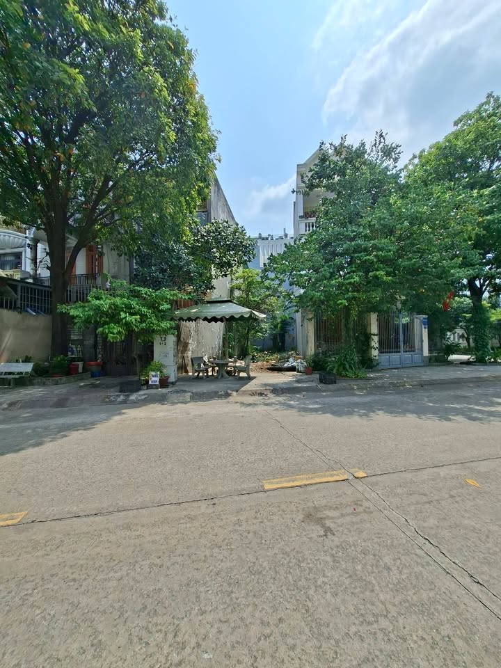 Bán đất TTHC Dĩ An 118m² hướng Bắc - Giá 8.5 tỷ TL