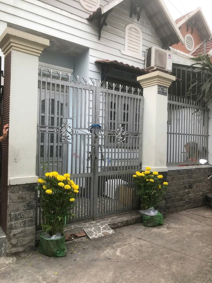 Nhà Cấp 4 Tân Thới Nhất, Quận 12 - 2PN, 2WC, Giá 5.5 Triệu/Tháng