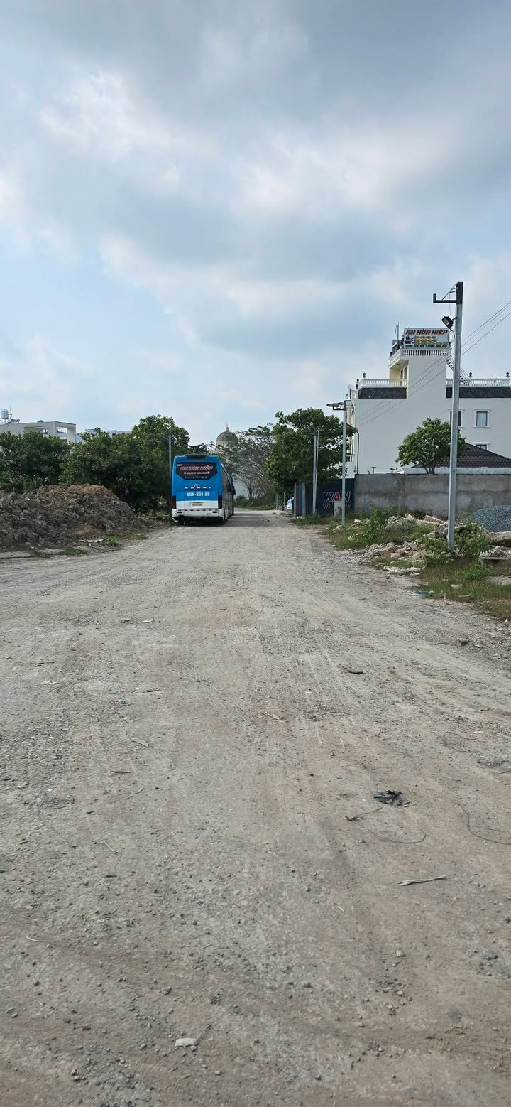 Bán Nền 175m² KDC 135 Bến Lức - Sẵn Sàng Xây Khách Sạn