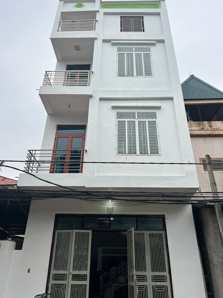 Nhà Phố 4 Tầng Phường Định Trung, Vĩnh Yên 6 Triệu/Tháng - Thích Hợp KD