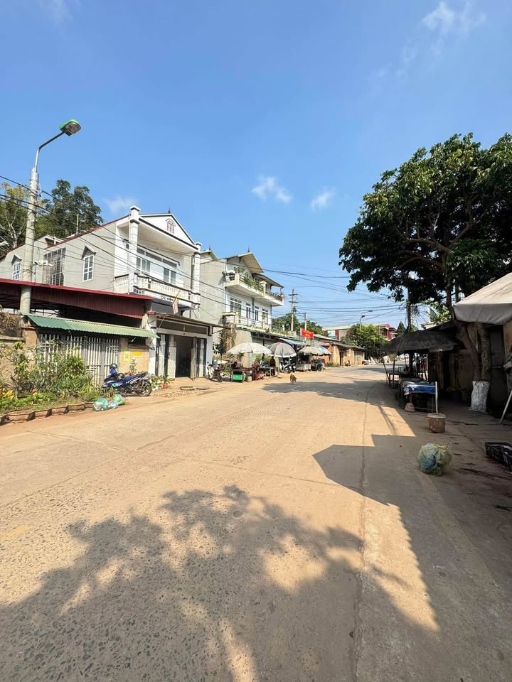 Đất nền Nguyễn Văn Linh, Sơn La 90m² - Sổ đỏ chính chủ!