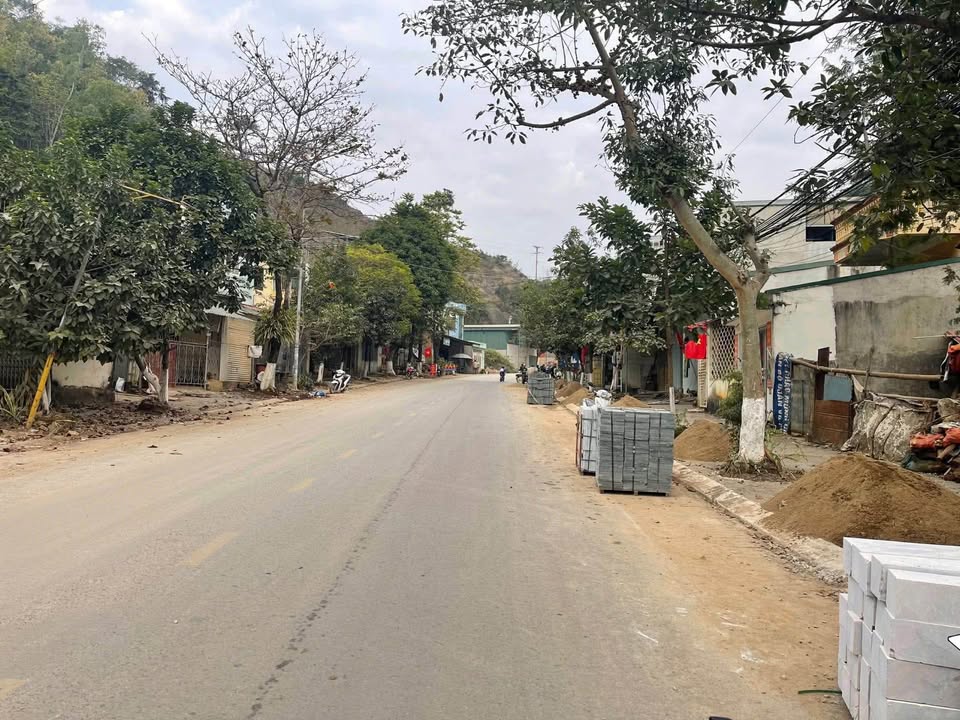 Bán Đất Mặt Tiền Lê Đức Thọ, Sơn La 90m² - Sổ Đỏ Sẵn Sàng