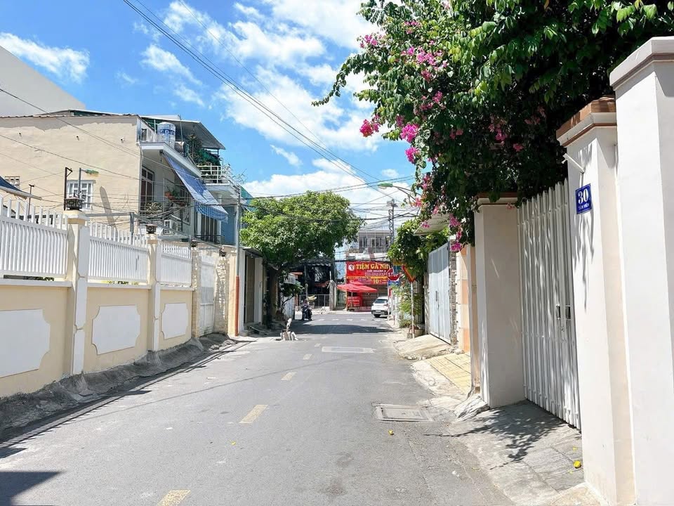 Nhà Mặt Tiền Tản Viên Nha Trang 95m² - Vừa Ở Vừa Kinh Doanh - 12.5 Tỷ