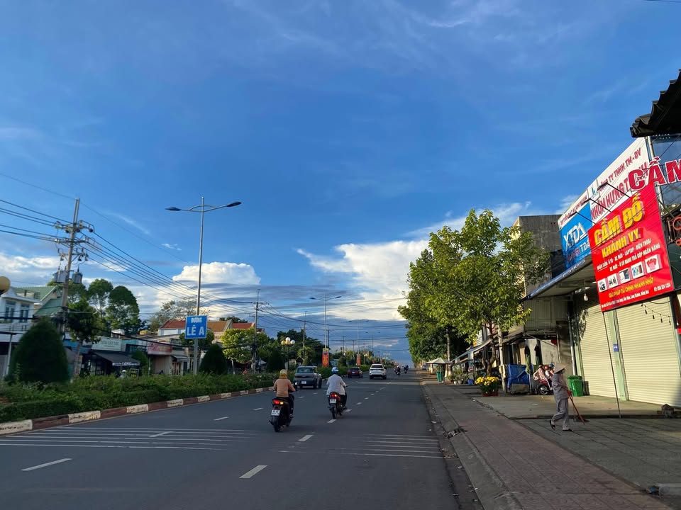 Đất nền Phường 5 Bình Thạnh 300m² giá 300 triệu - Sổ đỏ chính chủ!