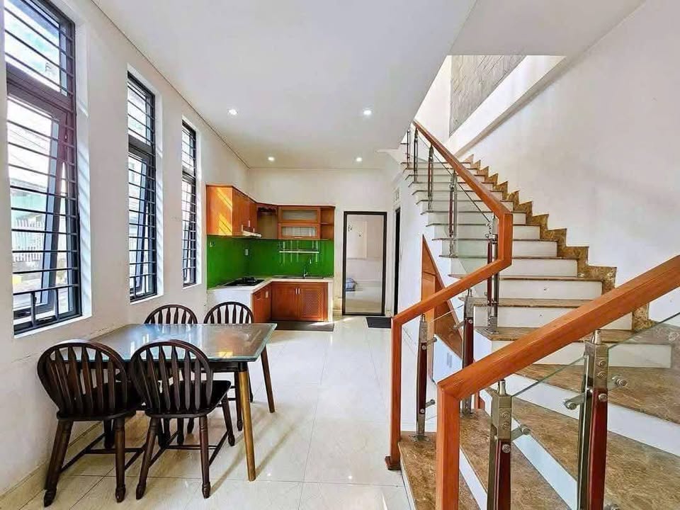 Nhà 3 Tầng Kiệt Lê Đình Lý, 150m² - Full Nội Thất, Giá 7.5 Triệu