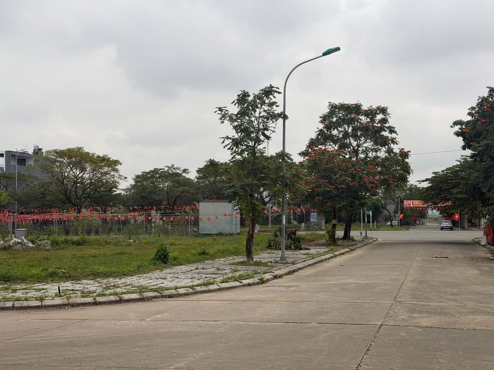 Đất nền Goden Hill Đà Nẵng 125m² - Hạ tầng hoàn thiện, vị trí đẹp!