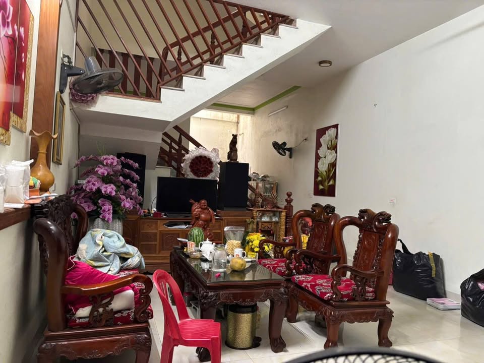 Nhà 3 tầng An Hoạch Thanh Hóa 90m² 5 tỷ - Ô tô vào nhà