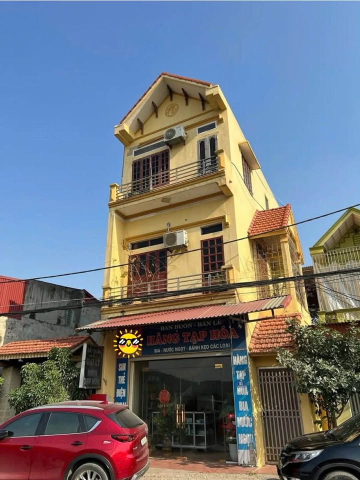 Nhà Phố Quốc Lộ 1A Hậu Lộc 200m² - Mặt tiền kinh doanh đắc địa!