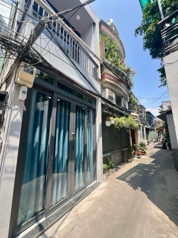 Nhà 2 Mặt Tiền Quận 7 - 4PN Đủ Nội Thất - 3.75 Tỷ