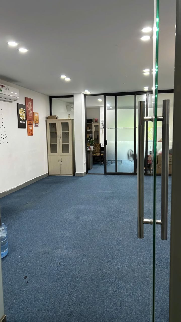 Văn phòng Mỗ Lao, Hà Đông 30m² - Sẵn sàng làm việc ngay!