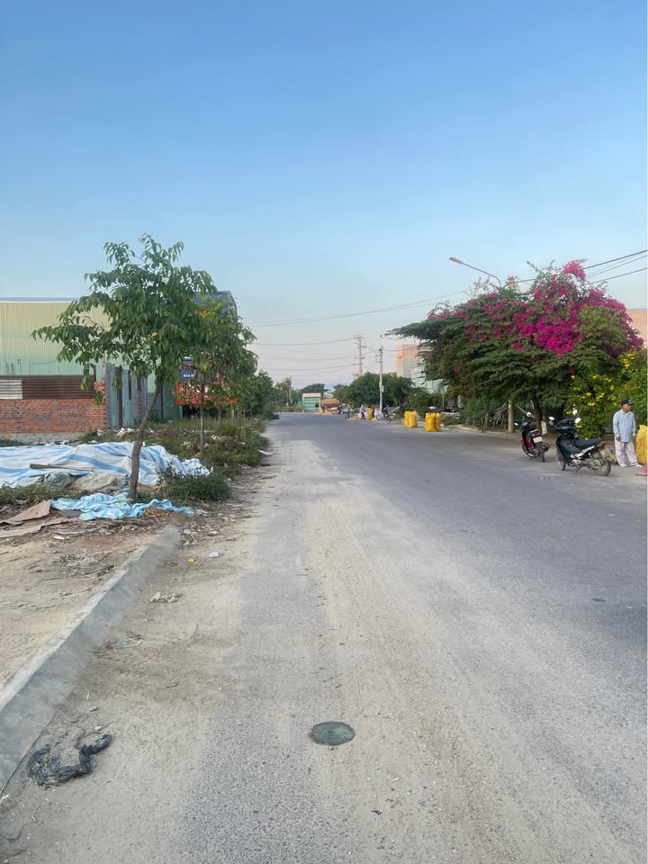 Đất nền mặt tiền DS2, Nhơn Bình, Quy Nhơn - 140m² - 3.2 tỷ