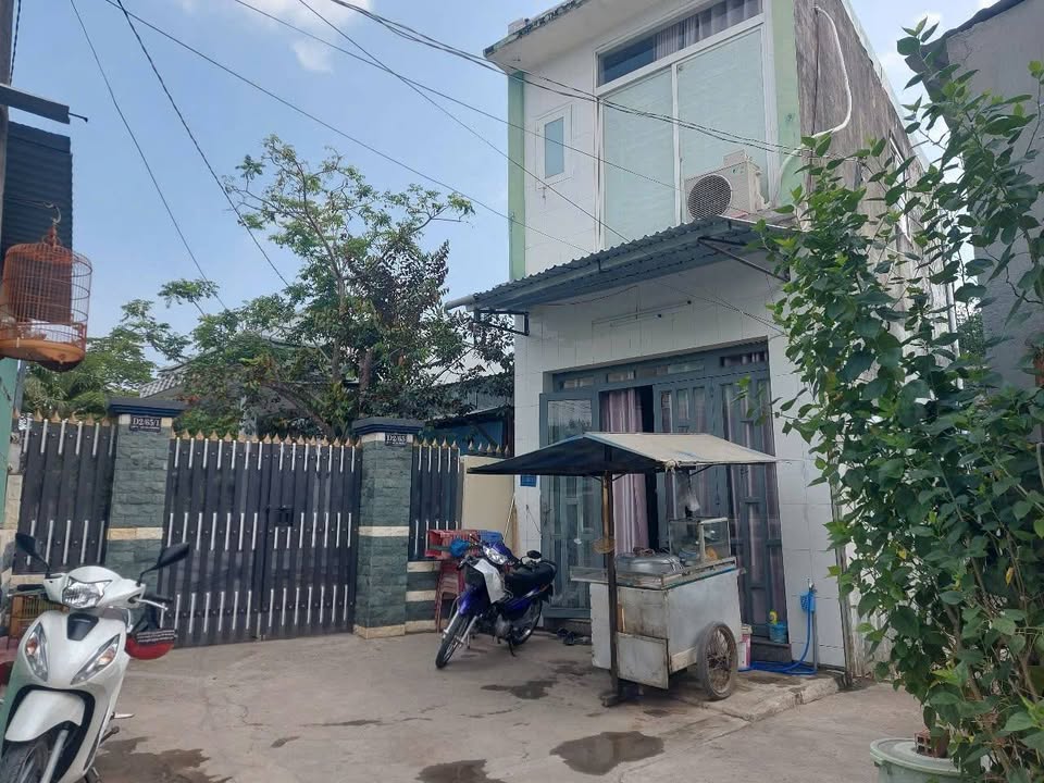Nhà 2 Lầu Đa Phước, Bình Chánh 40m² - Sổ Hồng Riêng, Giá 2.3 Tỷ