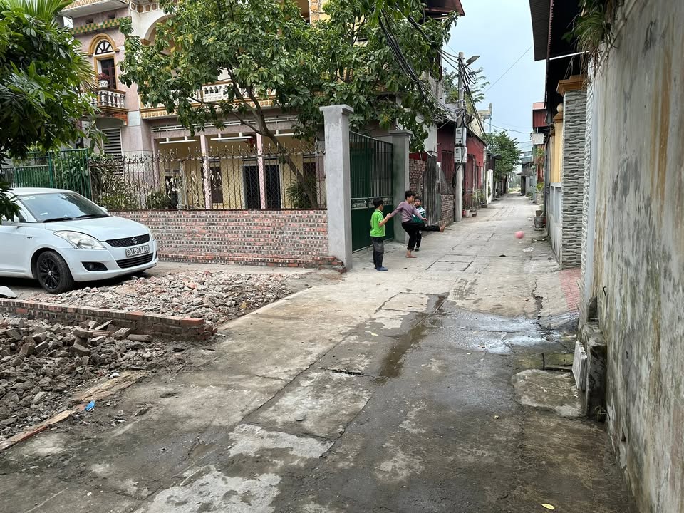 Bán Đất Phù Khê Từ Sơn 55m² - Sổ Đỏ Sẵn Sàng - Giá 2 Tỷ