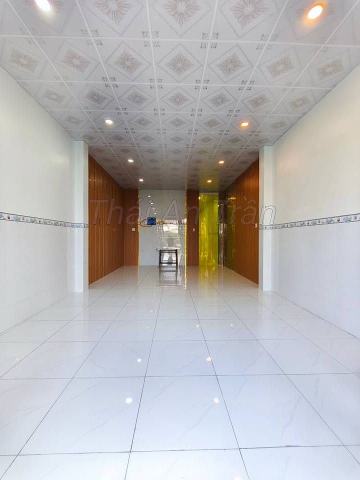 Nhà Cho Thuê 72m² Ninh Kiều - Kinh Doanh/Văn Phòng/Ở, Cách Trần Hoàng Na 150m