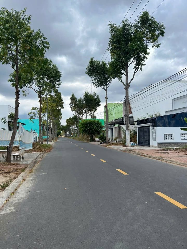 Bán Nền KĐT 5A Sóc Trăng 125m² - Vị Trí Đẹp, Sổ Hồng Full