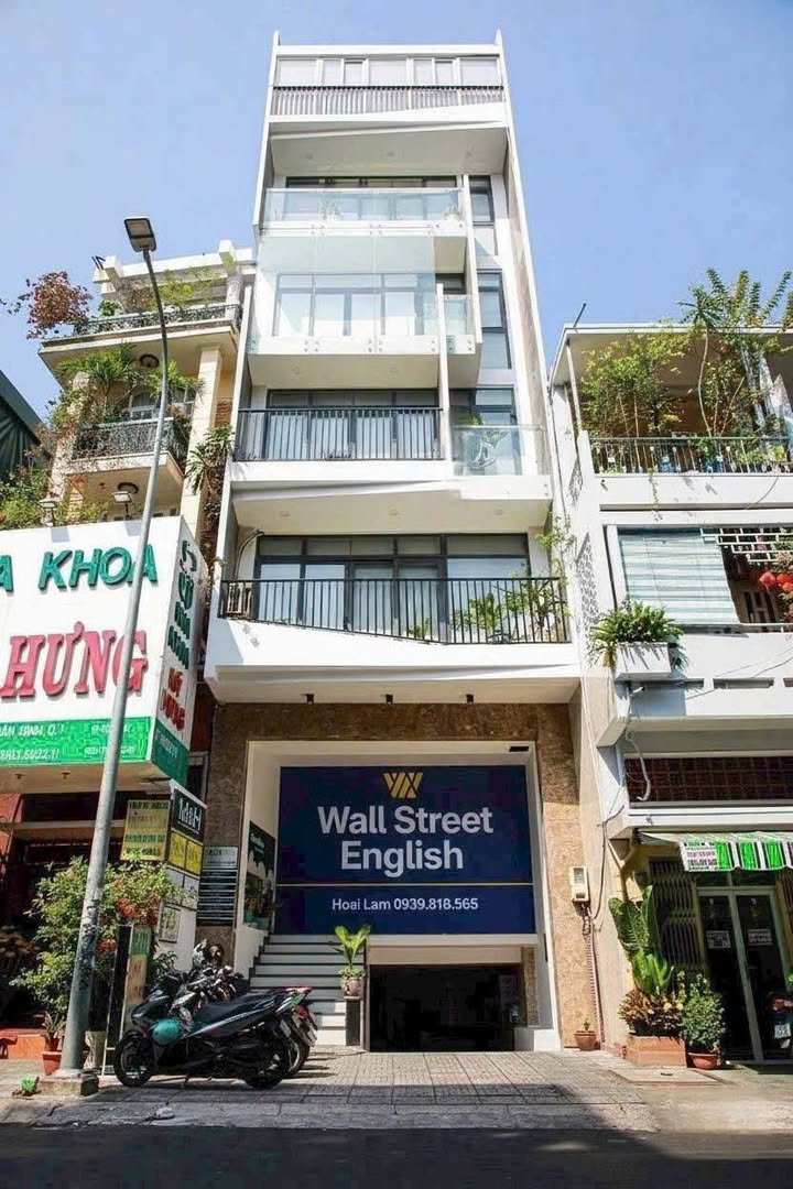 Nhà Mặt Tiền Quận 1 - 84m² Kinh Doanh Đắc Lợi, HĐ 80 Triệu/Tháng