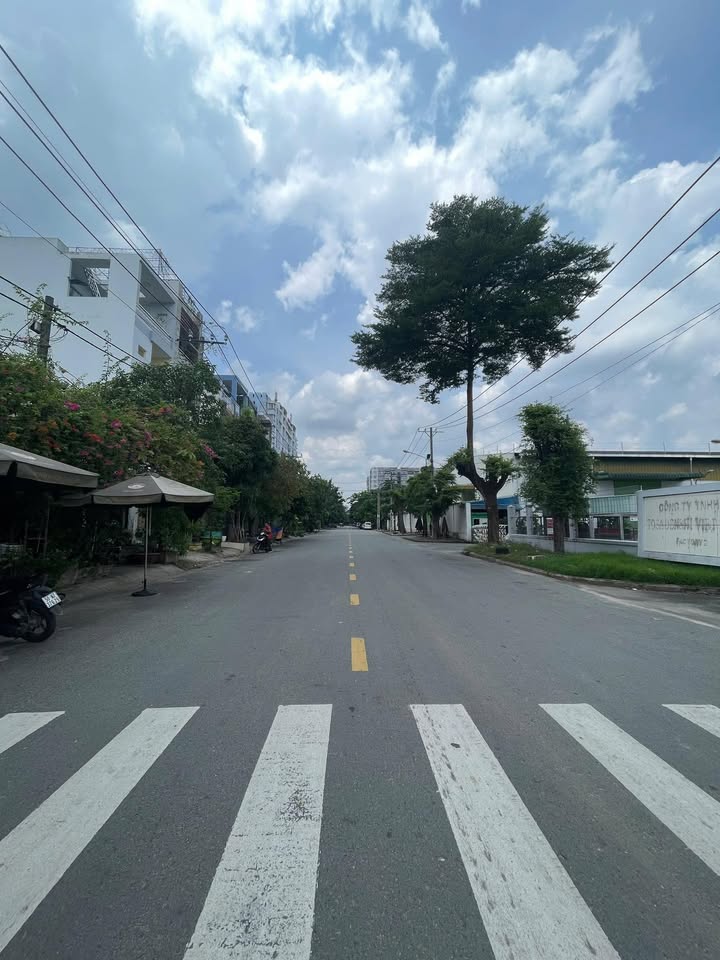 Nhà mặt tiền Lê Trọng Tấn Sơn Kỳ 60m² 8.5 tỷ - Ô tô vào nhà