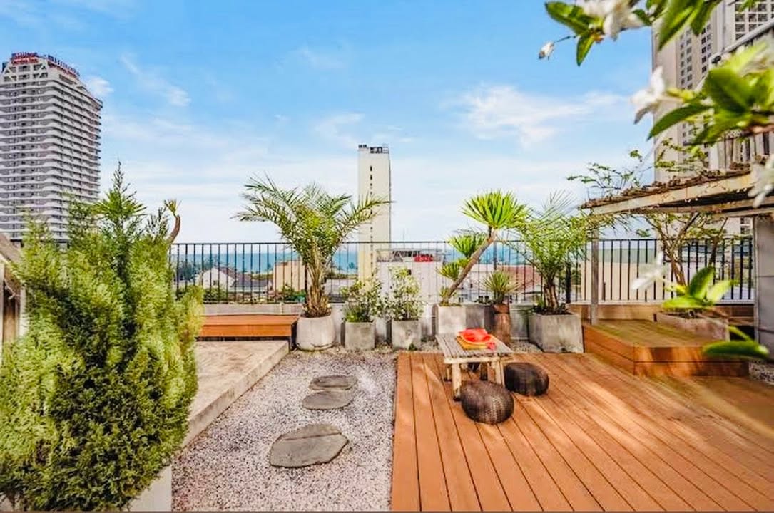 Boutique Villa Biển Sơn Trà - 240m², 10PN, 5 Tầng - Doanh Thu 3-500 Triệu/Tháng