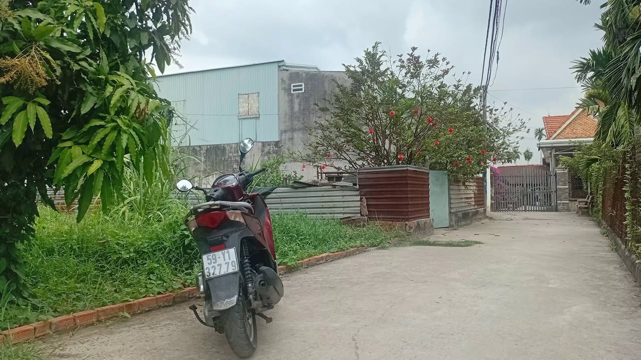 Đất Củ Chi 303m² - Hẻm Xe Tải, Sổ Đô Thị, Giá 3.95 Tỷ