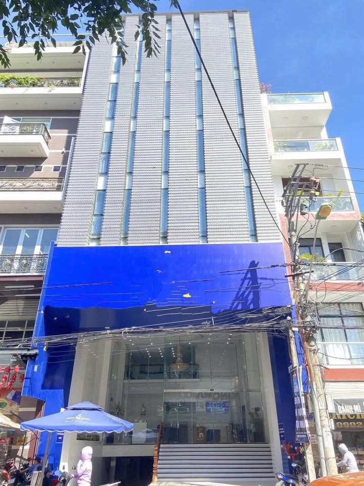 Tòa nhà Trần Phú TP Vinh 40 triệu/tháng - Mặt tiền kinh doanh!