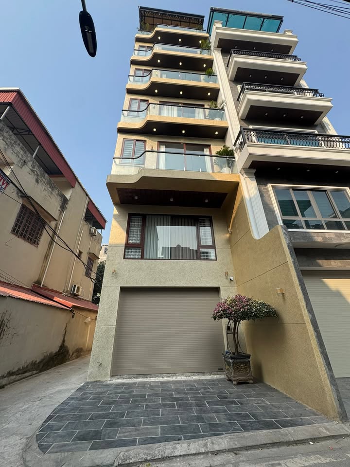 Nhà Mặt Tiền 8 Tầng Bát Khối, Long Biên - Kinh Doanh Đỉnh Cao