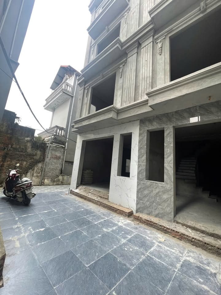 Nhà 5 Tầng Đức Giang 65m² Ngõ Ô Tô - Giá Nhỉnh 9 Tỷ