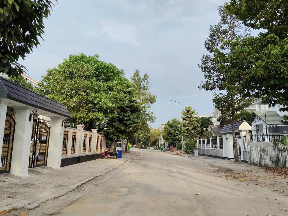 Townhouse Westerland Mỹ Phước 1 487m² 9 tỷ - Pháp lý rõ ràng