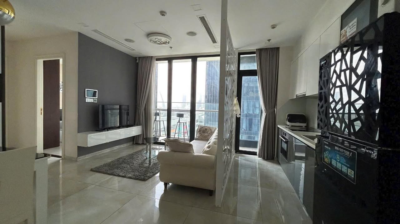 Cho thuê Căn hộ Vinhomes Golden River Q1 70m² - 30 Triệu/Tháng - Sẵn Sàng Dọn Vào