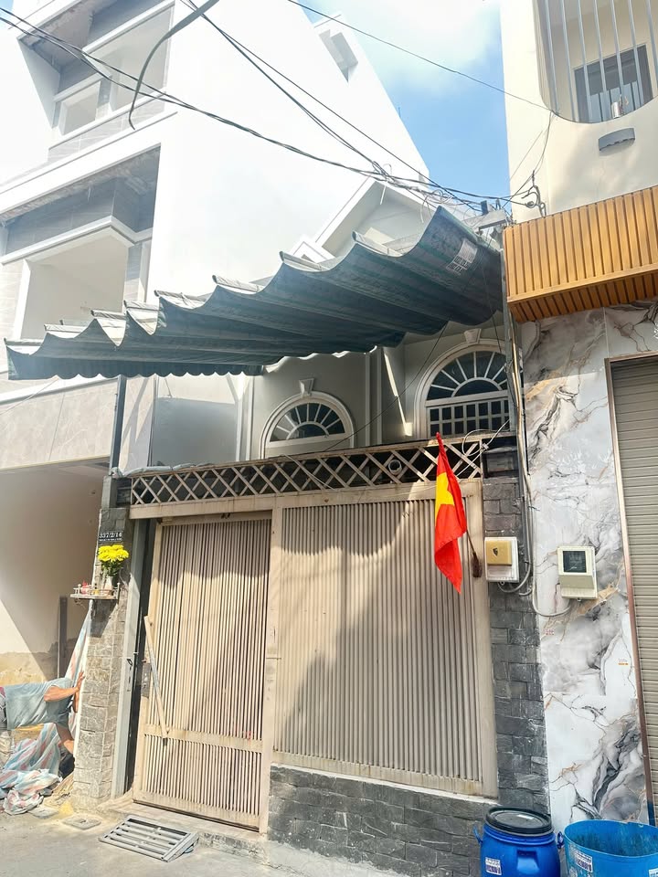 Nhà Riêng Thạch Lam Tân Phú 60m² - Hẻm Xe Hơi, Sẵn Sàng Ở Ngay!