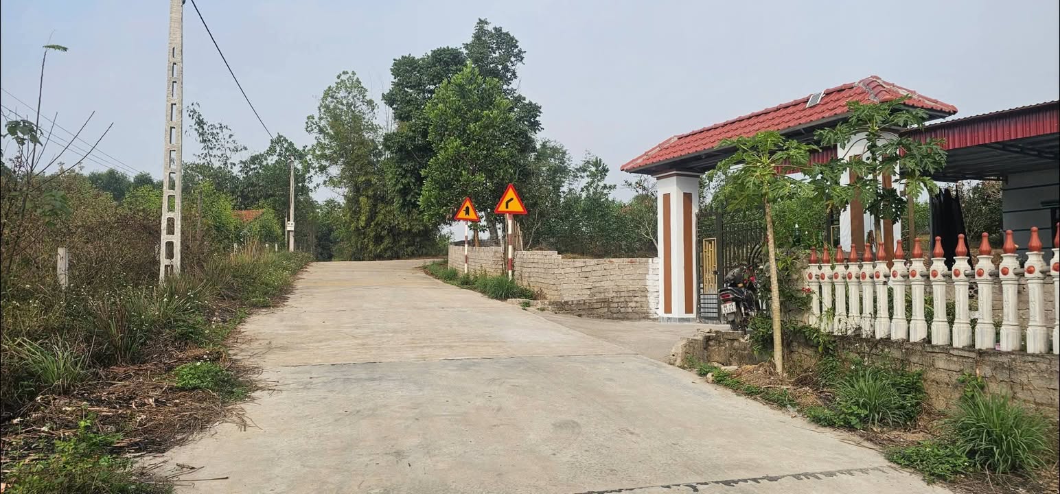 Đất nền Yên Thế 162m² - Mặt đường liên xã, ô tô tránh nhau