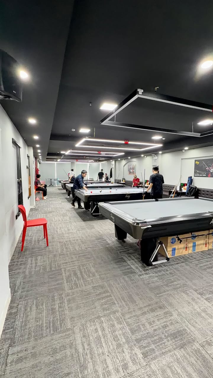 Cho thuê Mặt bằng 80m² x 7 Tầng, Mặt tiền 6m, Đường Võ Văn Dũng, Đống Đa