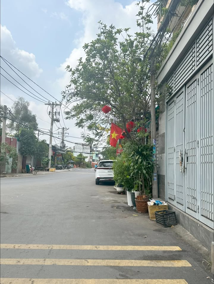 Nhà Riêng Đường 24 Linh Đông 100m² - Ô tô vào tận nhà!