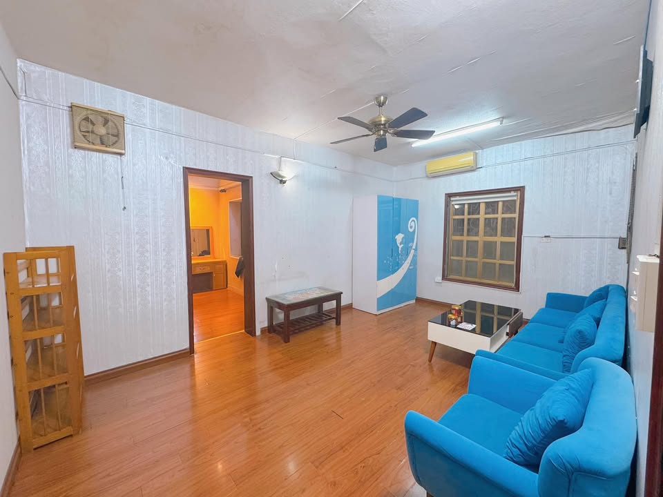 Căn hộ Ngọc Khánh 80m² View Hồ Đẹp, Full Đồ, Ở Ngay!