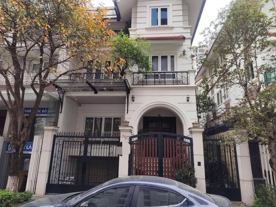 Cho thuê Biệt thự Thang Máy 145m² Vũ Trọng Phụng, Thanh Xuân - Sẵn Sàng Ở Ngay!