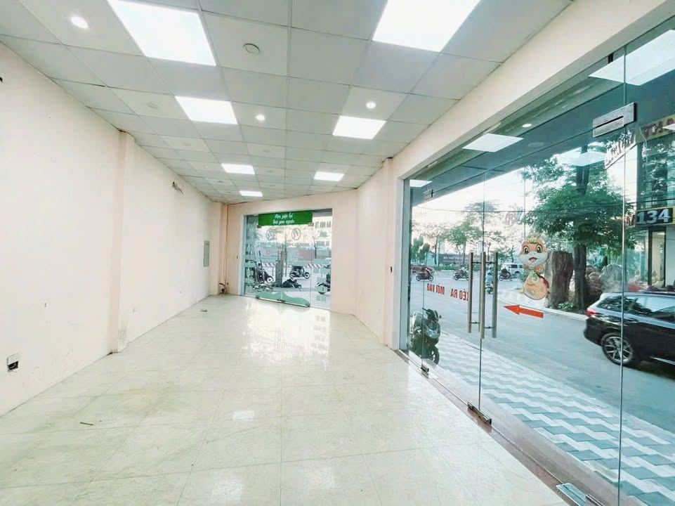 Mặt Bằng Kinh Doanh 85m² Mặt Tiền Xuân La, Tây Hồ - Sẵn Sàng Kinh Doanh