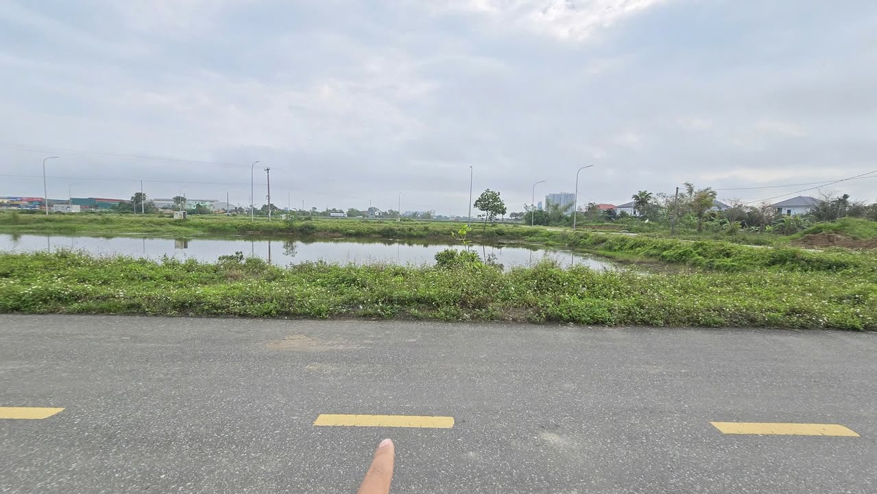 Đất nền Hà Huy Tập, Hà Tĩnh 199m² - Giá 4 tỷ - Sổ đỏ sẵn sàng