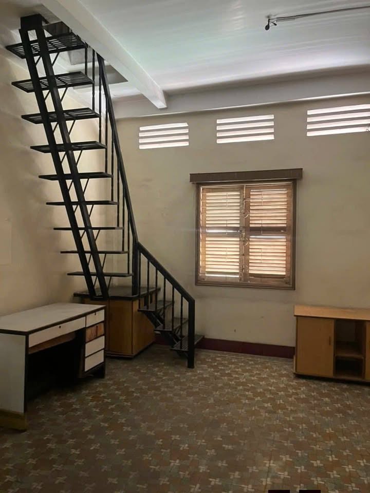 Nhà riêng Hẻm Dạ Nam Q.8 77m² giá 9.38 tỷ - Ô tô vào tận nhà!