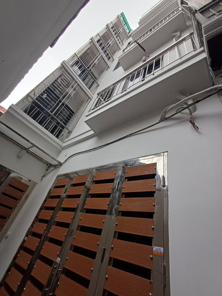 Nhà phố 37m² Vĩnh Hưng, 8.5 tỷ - Sổ hồng sẵn, chính chủ!