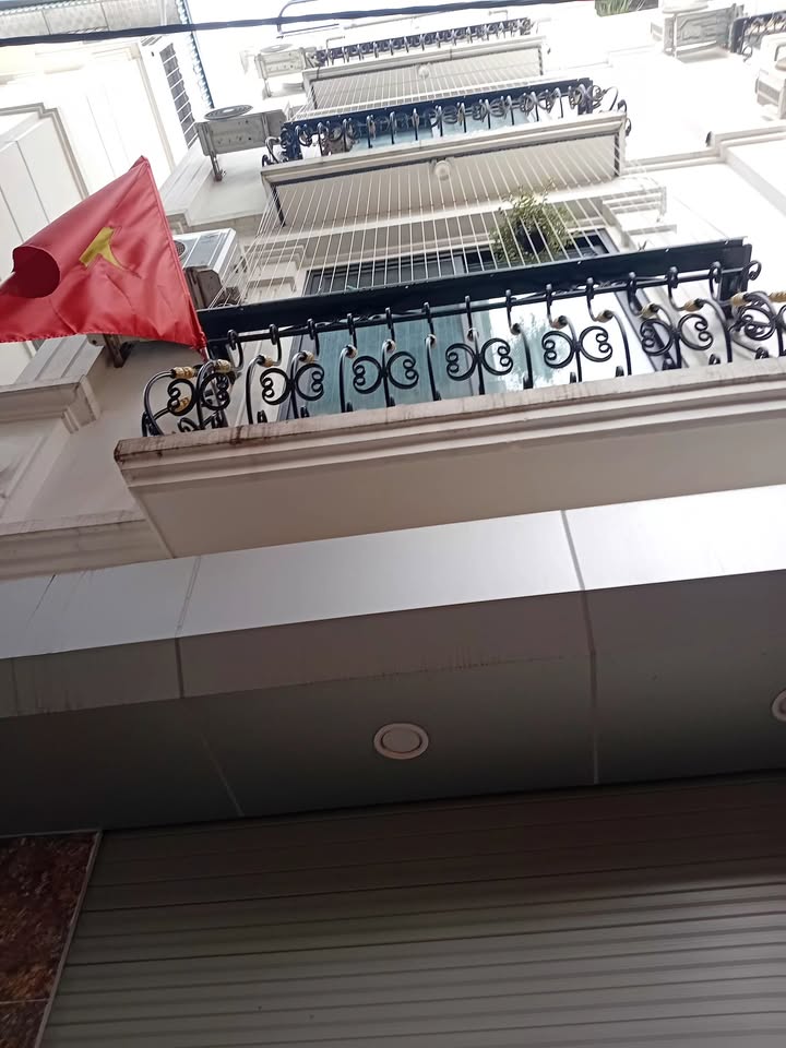 Nhà Quang Trung Hà Đông 38m² 8 tỷ - Ô tô vào tận nhà