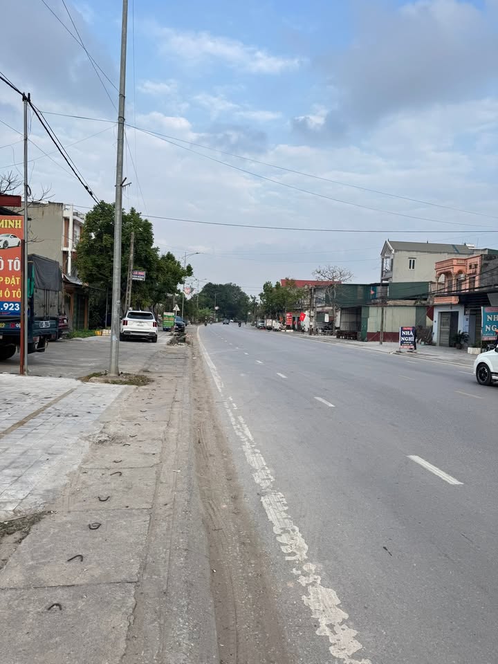 Kho Xưởng 500m² Quốc Lộ 1A Thanh Trì - Vỉa Hè Rộng, Giá Tốt