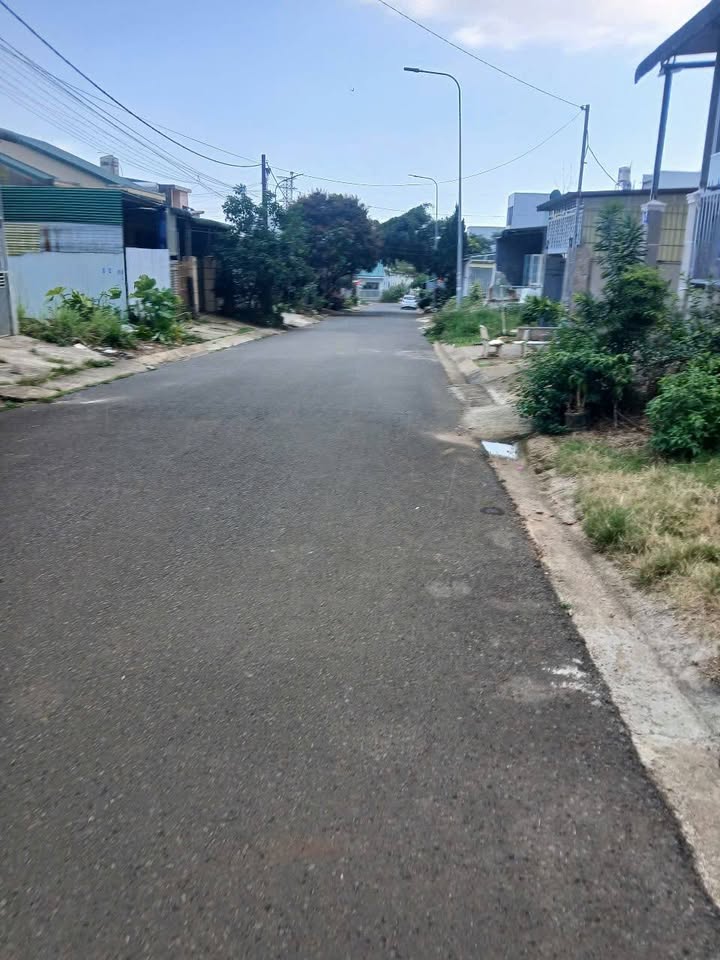 Nhà Nguyên Căn Lộc Tiến, Bảo Lộc 3PN - Ô tô vào tận nhà, chỉ 4 triệu/tháng!