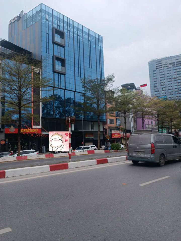 Văn phòng cho thuê Đường Láng 280m² 600 triệu - Tòa hạng A sẵn làm việc